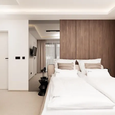 Aqua Bluemica Adults Only 3*